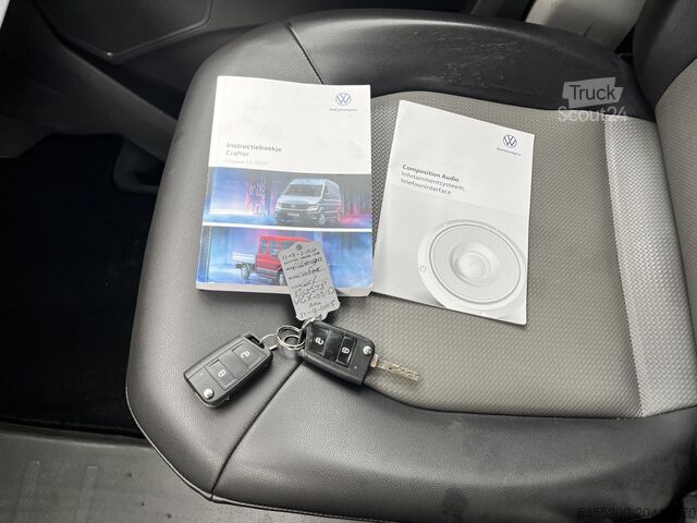 Emelvényes teherautó daruval Volkswagen Crafter 35 2.0 TDI DC Hiab Laadkraan 023-3 Trek...