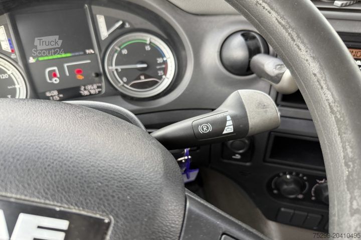 Štandardný ťahač DAF CF 400 4x2 Retarder / Swiss-Vehicle