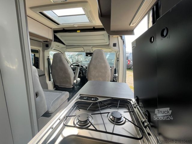 Karavan PÖSSL Summit Shine 600 L  | Premium & Assistenz Paket*