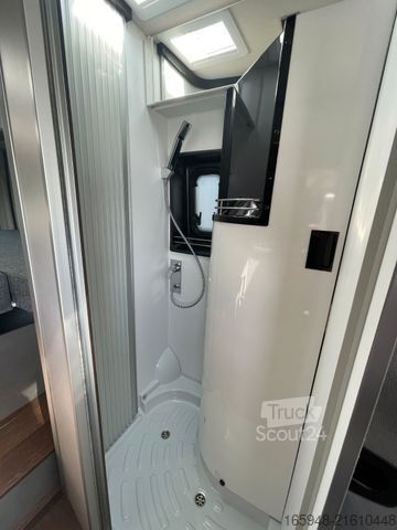 Karavan PÖSSL Summit Shine 600 L  | Premium & Assistenz Paket*