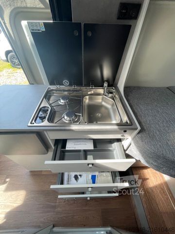 Karavan PÖSSL Summit Shine 600 L  | Premium & Assistenz Paket*