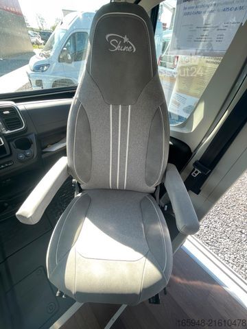 Karavan PÖSSL Summit Shine 600 L R | Premium & Assistenz Paket