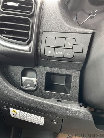 Daļēji integrēta kemperis SUNLIGHT V60** Adventure*Autom.*Safety Paket inkl. ACC*