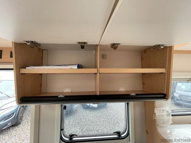 Daļēji integrēta kemperis SUNLIGHT V60** Adventure*Autom.*Safety Paket inkl. ACC*