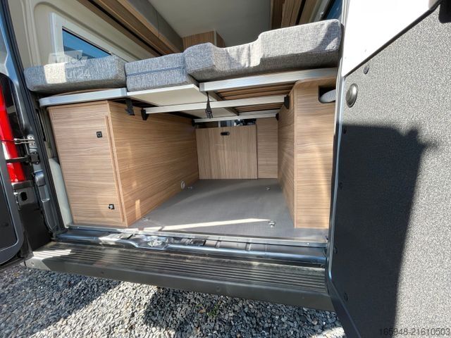 Karavan PÖSSL Summit Shine 600 L E | Premium & Assistenz Paket