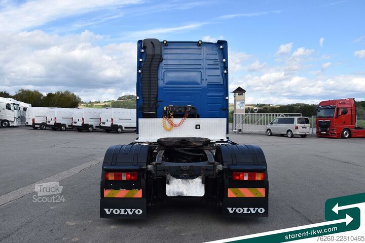 Standardowy ciągnik siodłowy VOLVO FH16 600 X-Track Hydraulik Retarder Alufelgen