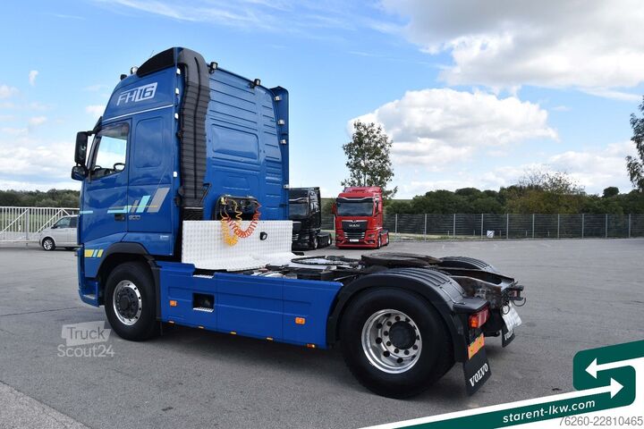 Standardowy ciągnik siodłowy VOLVO FH16 600 X-Track Hydraulik Retarder Alufelgen