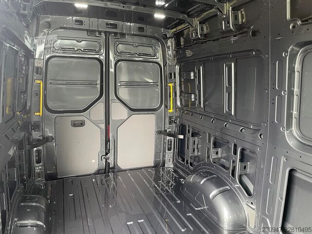 Høy tak varebil MAN TGE 3.200 L3H3 Kasten 4x4 CAMPER HL DREHSITZ AHK