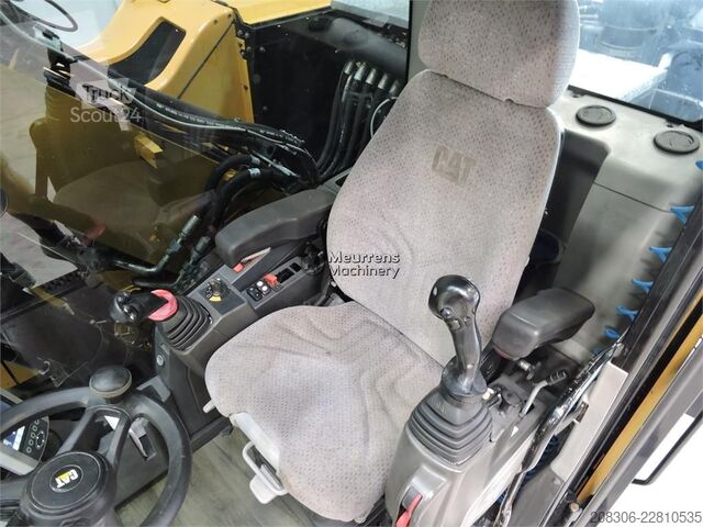 Escavatore gommato CATERPILLAR M314F