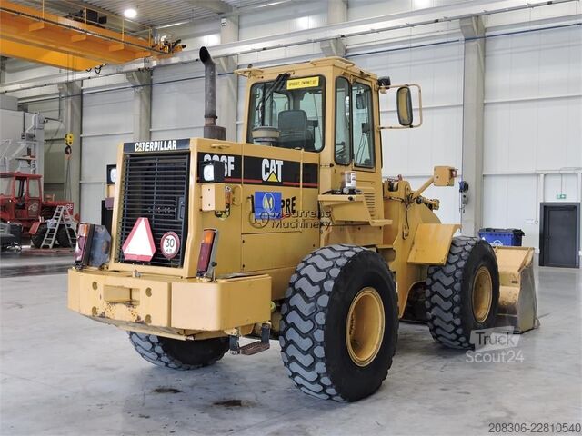 Челен товарач CATERPILLAR 936F