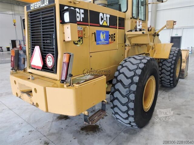 Челен товарач CATERPILLAR 936F