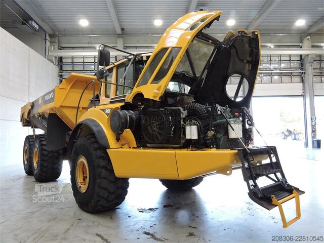 Sonstige VOLVO A40F