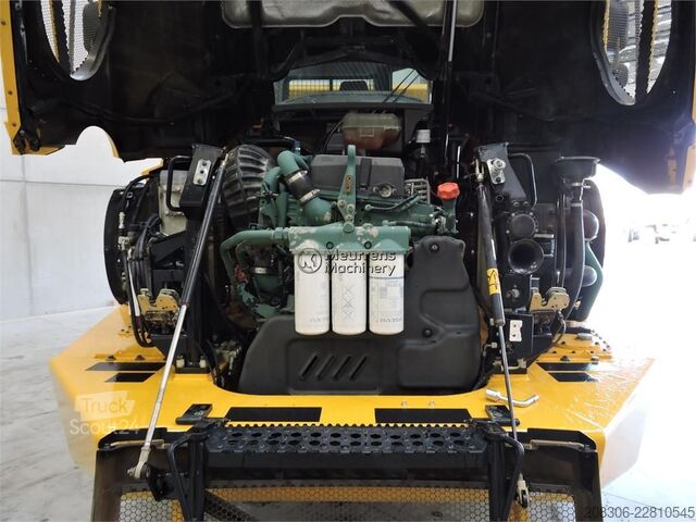 Sonstige VOLVO A40F