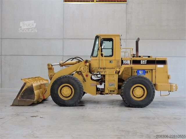 Челен товарач CATERPILLAR 950B