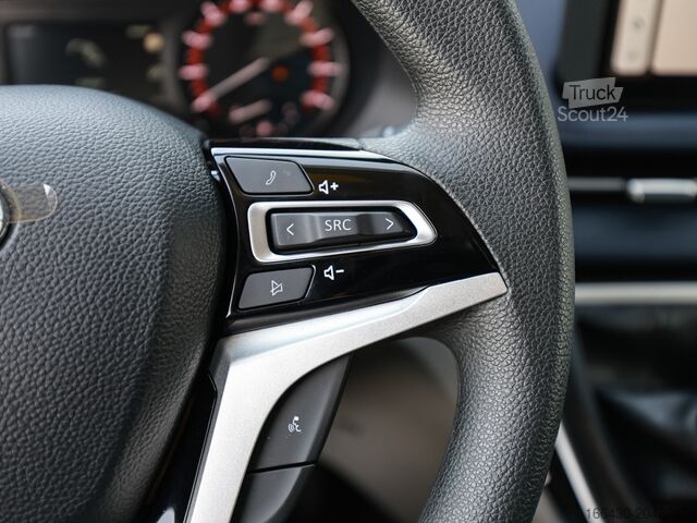 Dubă cu acoperiș înalt Maxus DELIVER 9