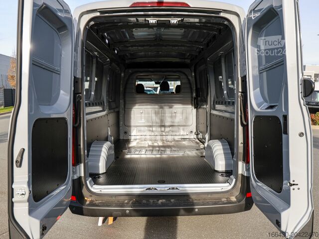 Dubă cu acoperiș înalt Maxus DELIVER 9