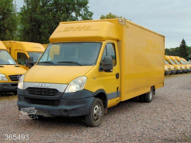 Box van IVECO DAILY 50 C 15 Postkoffer REGALSYSTEM KAMERA