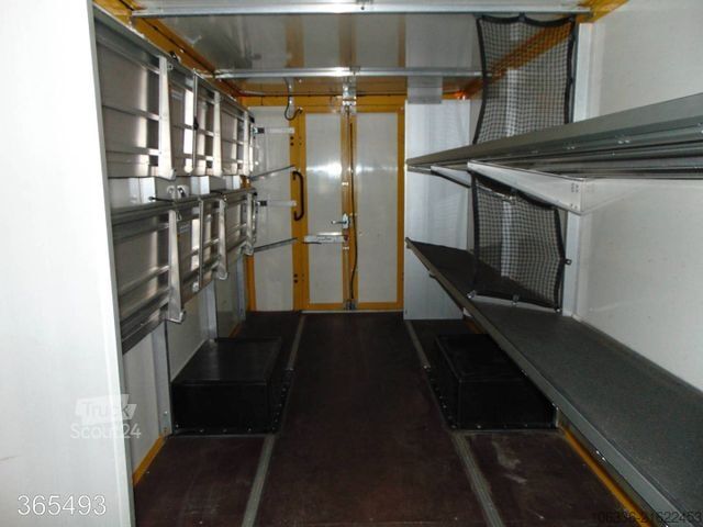 Box van IVECO DAILY 50 C 15 Postkoffer REGALSYSTEM KAMERA