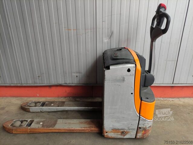 Electric Pallet Trucks Still EXU 20
