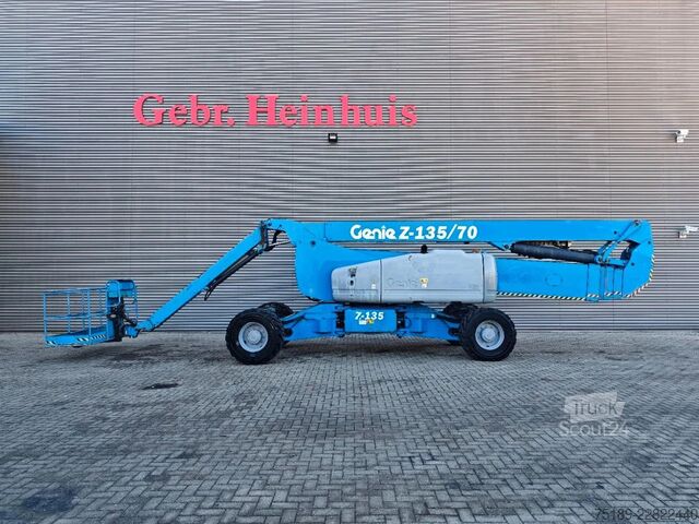 Teleskopbühne Genie Z-135