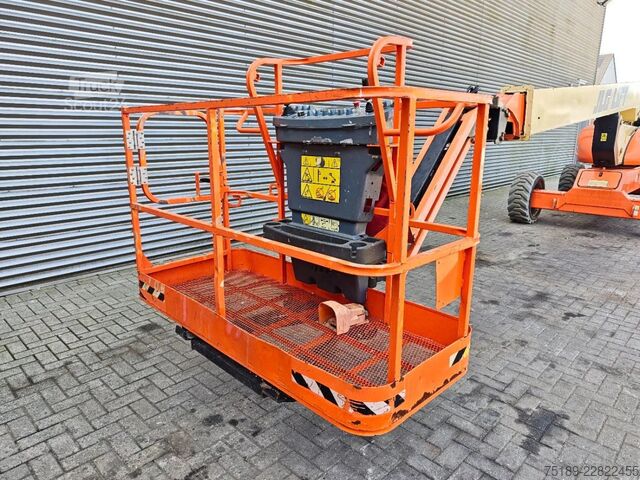 Gelenkteleskoparbeitsbühne JLG E600 JP