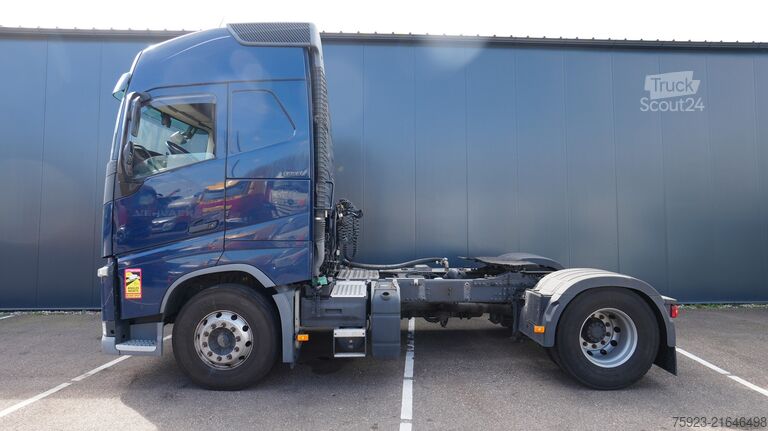 Bīstamās vielas Volvo FH 420 ADR tractor unit