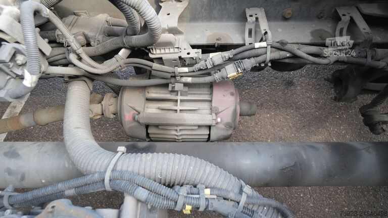 Bīstamās vielas Volvo FH 420 ADR tractor unit