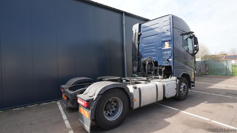 Bīstamās vielas Volvo FH 420 ADR tractor unit