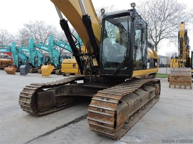 Rupsgraver CATERPILLAR 336D
