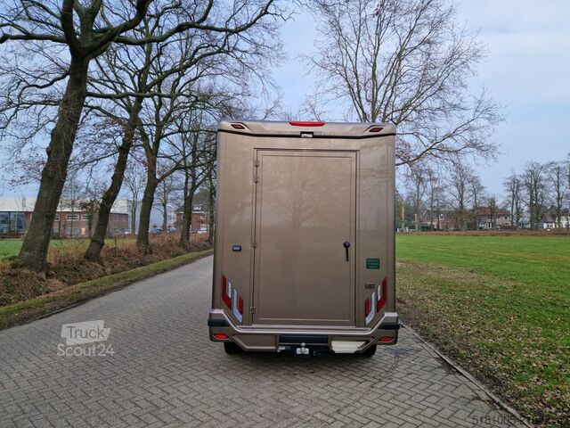 Horse transportation Renault Master MTM S3 paardenwagen Pro-Safety uitvoerin...
