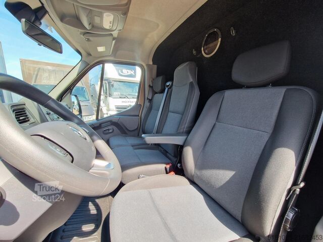 Transport de chevaux Renault Master MTM S3 paardenwagen Pro-Safety uitvoerin...