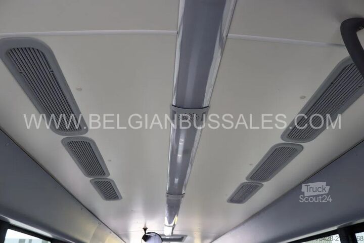Autobús interurbano Iveco Crossway 12m Pop light / Double middle door / p...