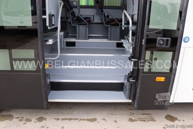 Intercitybus Iveco Crossway 12m Pop light / Double middle door / p...
