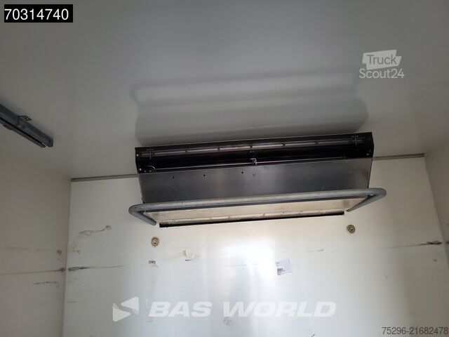 Prevoz v hladilniku/zamrznjenem stanju Renault D 210 4X2 Thermo King T-800R Chereau 1500kg Lad...
