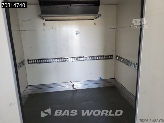 Prevoz v hladilniku/zamrznjenem stanju Renault D 210 4X2 Thermo King T-800R Chereau 1500kg Lad...