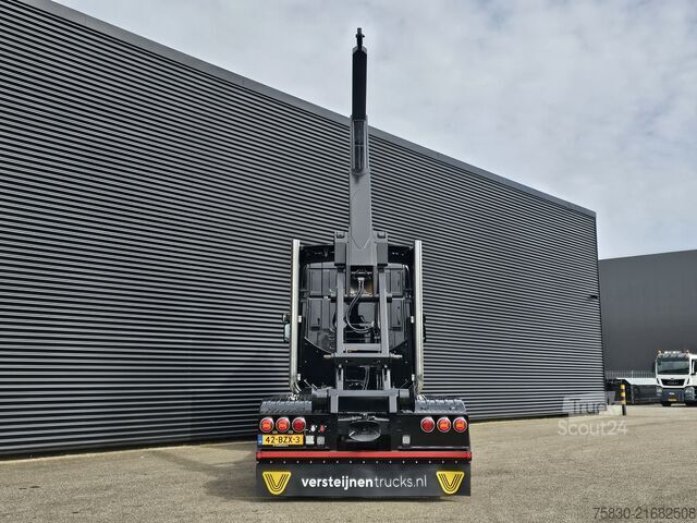 Systém ramene s hákem Scania T580 8x4*4 / TORPEDO / HOOKLIFT / ABROLKIPPER