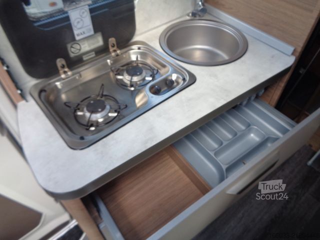 Halvintegreret autocamper KNAUS VAN TI MAN 640 MEG Vansation