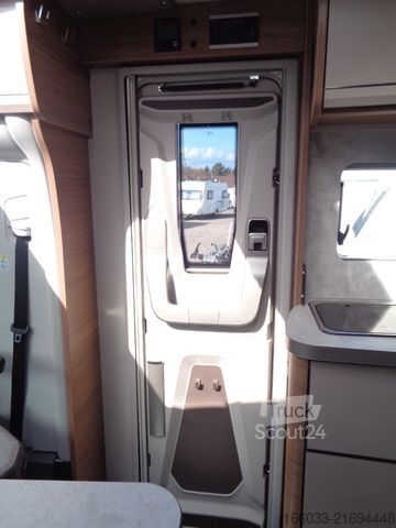 Halvintegreret autocamper KNAUS VAN TI MAN 640 MEG Vansation