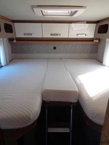 Pusiau integruotas kemperis WEINSBERG CaraCompact 600 MEG Pepper *Extras*