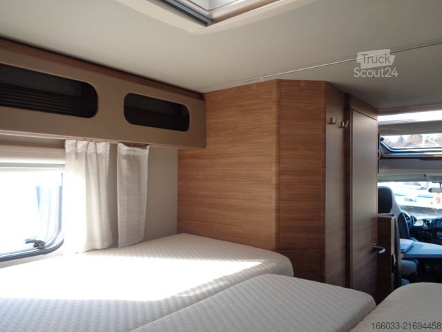 Pusiau integruotas kemperis WEINSBERG CaraCompact 600 MEG Pepper *Extras*