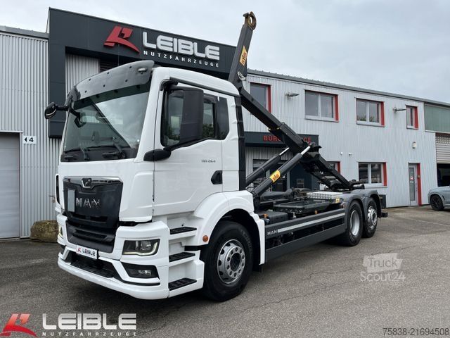 Camion benne à bras amovible MAN TGS 26.470 6x2-4BL*Hyva Haken*171 TKM*Kamera*