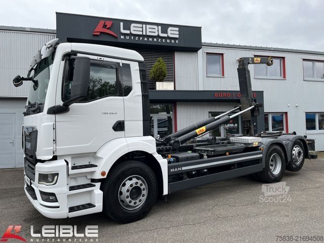 Camion benne à bras amovible MAN TGS 26.470 6x2-4BL*Hyva Haken*171 TKM*Kamera*
