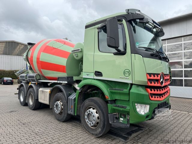 Betonomieszarka MERCEDES-BENZ AROCS 3240 8x4 Betonmischer Liebherr 9 m³