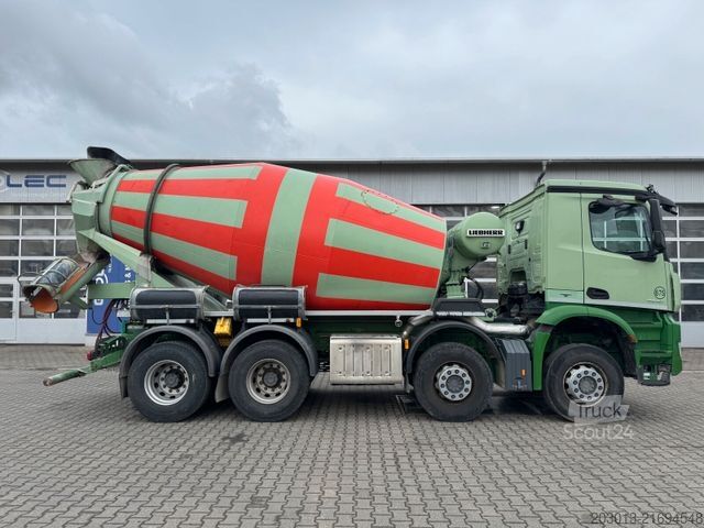 Betonomieszarka MERCEDES-BENZ AROCS 3240 8x4 Betonmischer Liebherr 9 m³