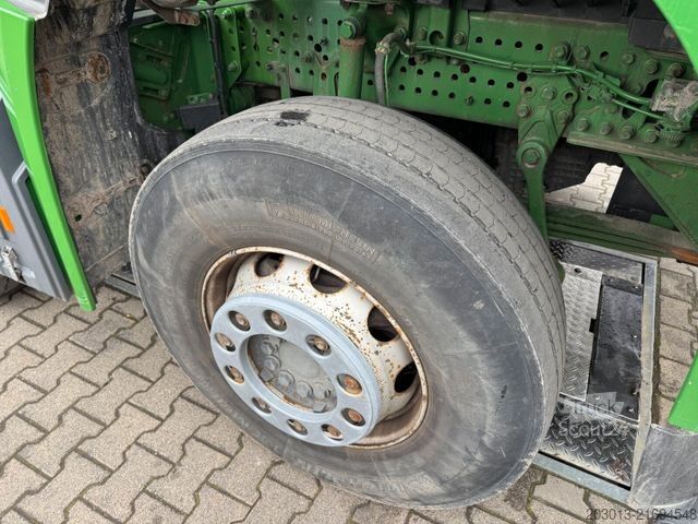 Betonomieszarka MERCEDES-BENZ AROCS 3240 8x4 Betonmischer Liebherr 9 m³