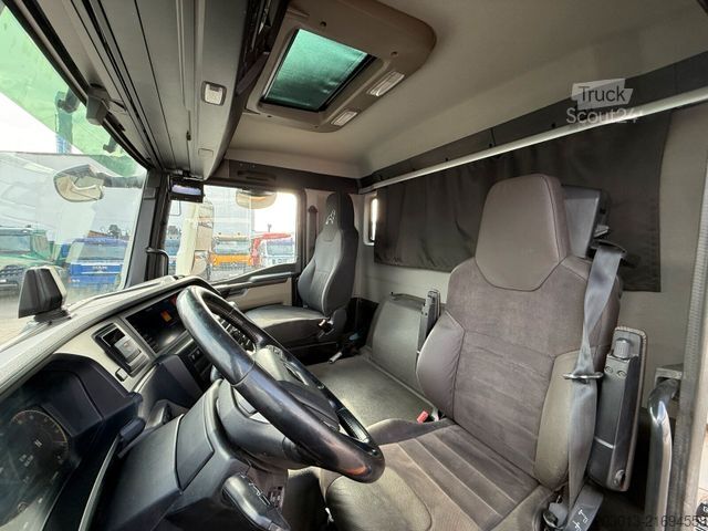 Tipper truck MAN TGS 35.510 8x4 BB Kipper Meiller Bordmatic *AHK