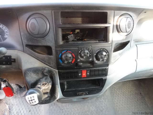 Autoutilitară basculantă IVECO 35J12