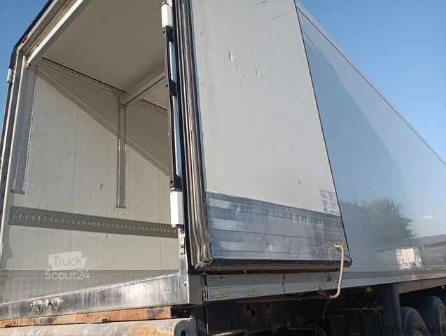 Chladírenský návěs KRONE SDR27eL4 ThermoKing SLX300 6880h BlumenbrDoppels