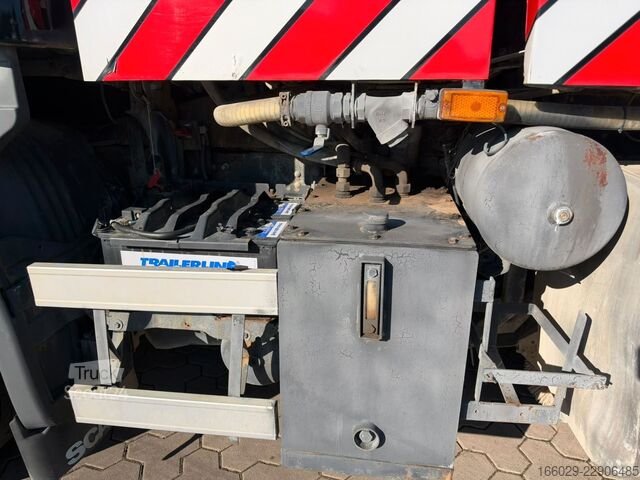 Gatusopmaskin SCANIA P94 GB 4x2 NA 230 Kehrmaschine