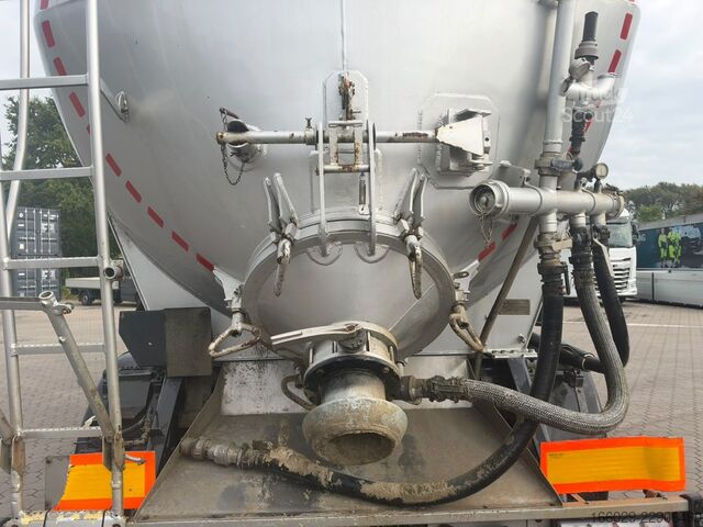 Silo návěs KÄSSBOHRER 3-Achs Silo für Staubgut
